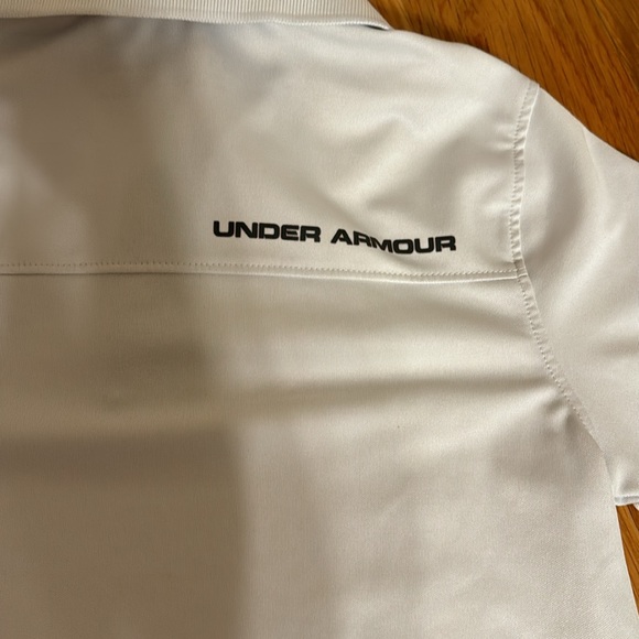 Under Armour boys size small similar to size 8 white polo, golf shirt, gray - Picture 6 of 6